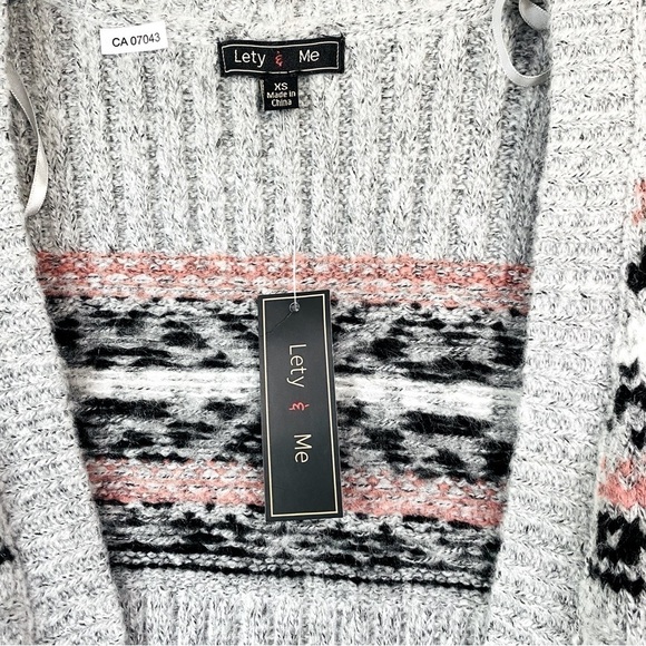Lety & Me Long Line Chunky Knit Aztec Striped Cardigan Size XS - Picture 9 of 11